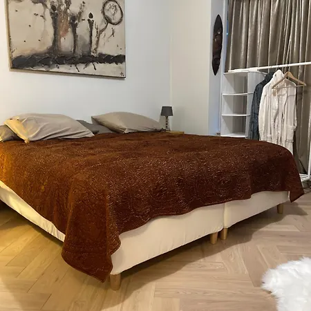 Logies One Room, Sea View Гостевой дом Остенде